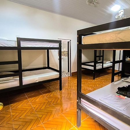 Hostel Casa De Las Palmas Tours Летисия Экстерьер фото