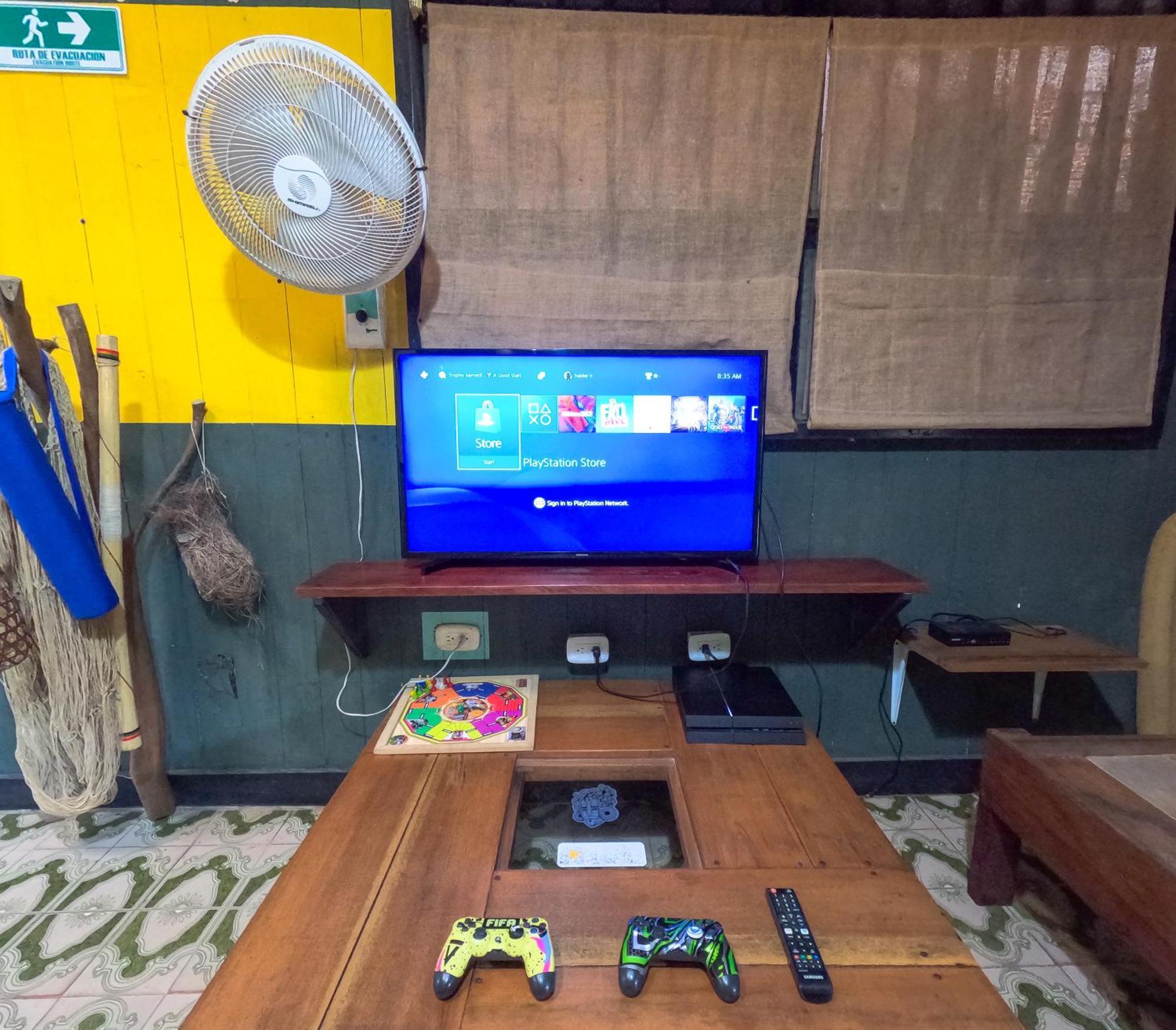 Hostel Casa De Las Palmas Tours Летисия Экстерьер фото