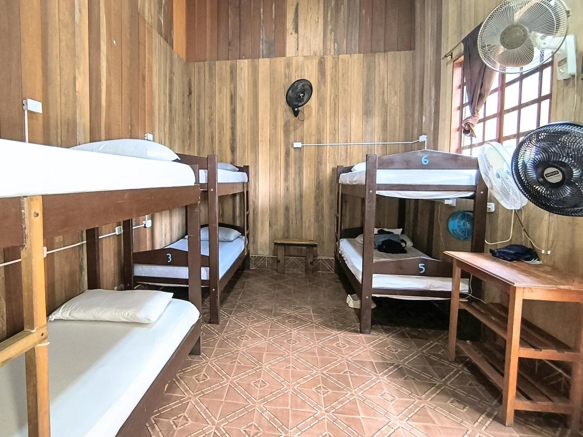 Hostel Casa De Las Palmas Tours Летисия Экстерьер фото